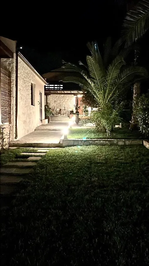 Palma Beach House Sarti Apartment